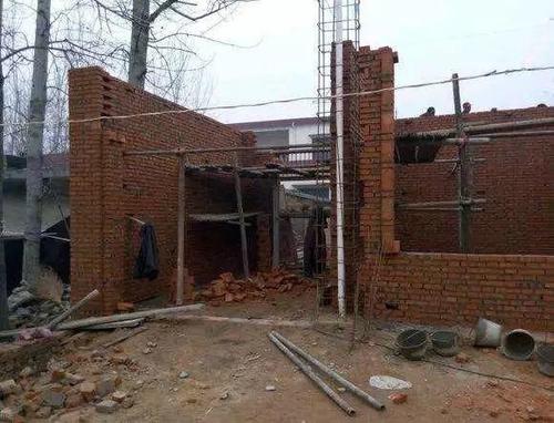 2020年农村建房新政策，3类人别硬撑去买房，后期吃亏就是自己！