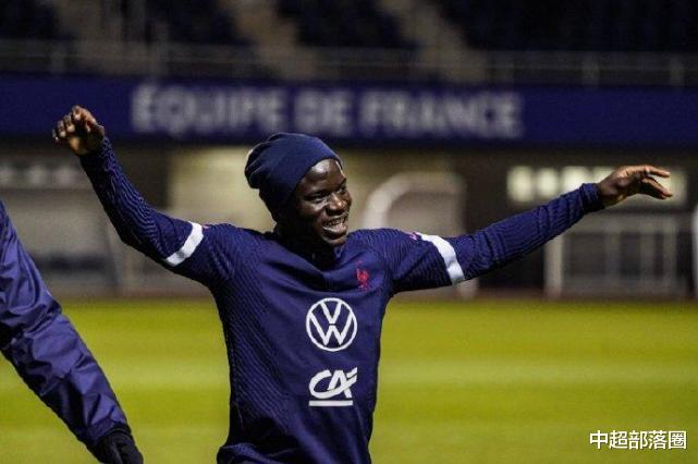 C罗|0-1！前欧洲杯冠军翻车，C罗哑火无缘世界第4人，73年耻辱诞生