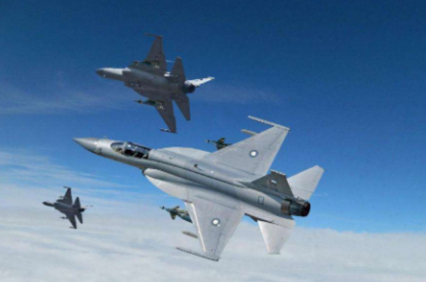 印度|大批歼10C进入巴方机场？无论消息是否属实，印度已开始担忧被轰炸