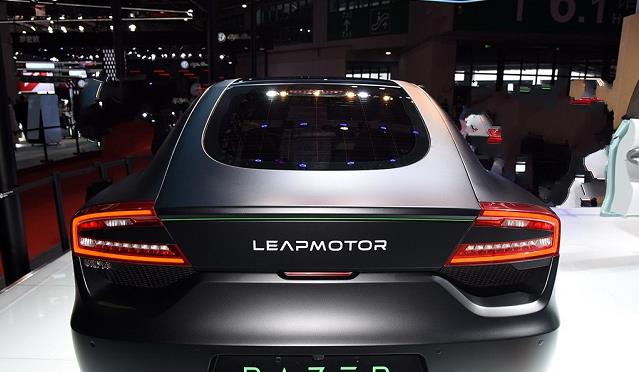 「轿跑」不足12万享高颜值跑车，大溜背无框门，加速6.9秒，有它还看啥A7