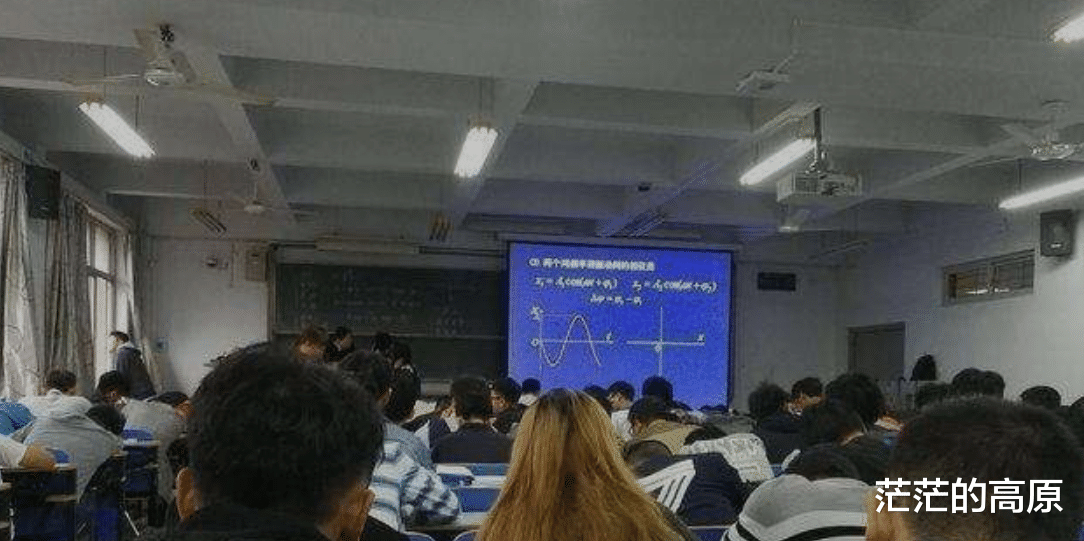 |专科居然比本科管的还要严？原来是因为这几点