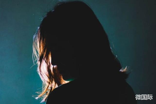 女孩|16岁女孩，在酒店遭30名男子排队侵犯，被称为“危害人类罪”