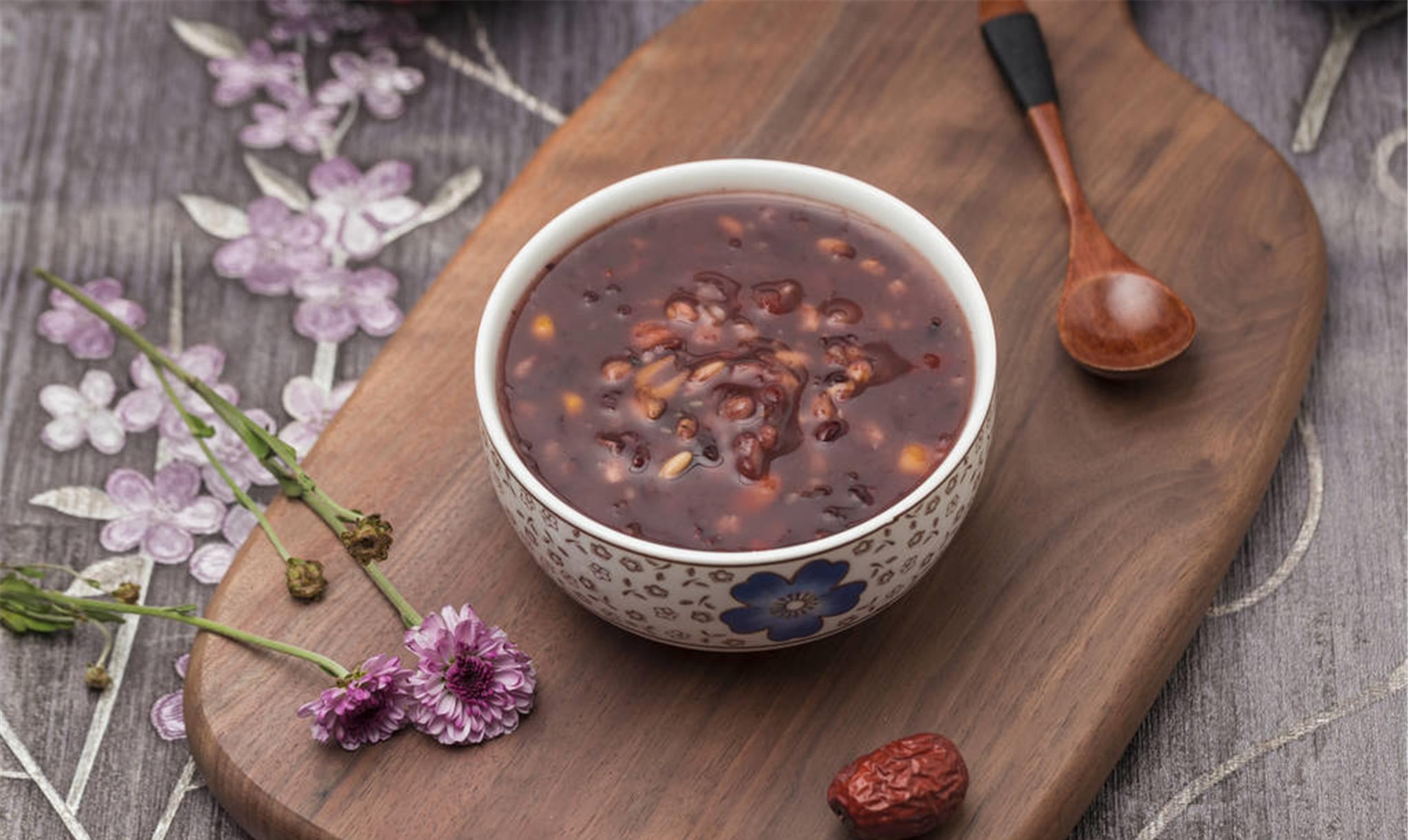 高血压■男人身上若有“2臭”，可能是肾“电量不足”，真让人担忧