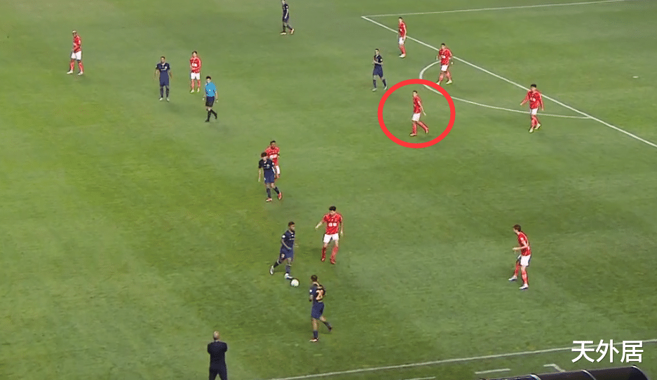 卡纳瓦罗|一张图看懂卡纳瓦罗的战术！神奇的4141站位，关键球员原来是他