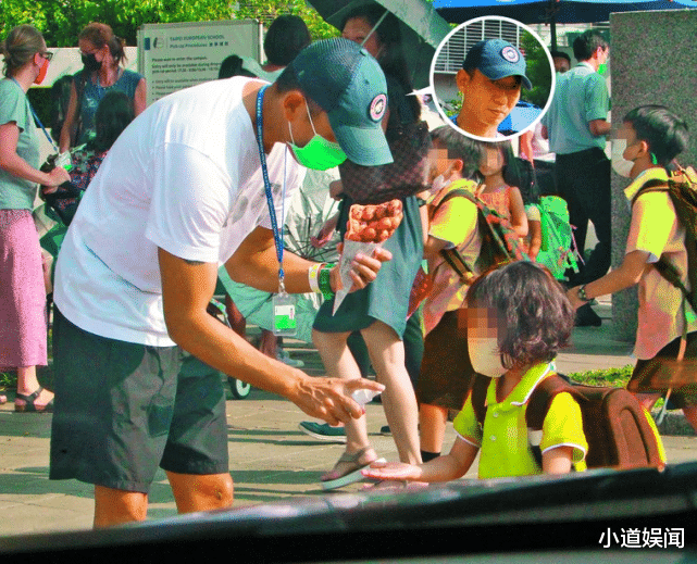 贾静雯|贾静雯林心如隋棠女儿幼儿园学费72万起跳，3星爸接娃变女儿奴爸爸力MAX