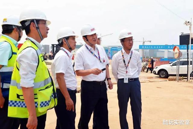 #TCL#蛰伏10年，豪掷1800亿，年轻人都没听过的TCL回来了