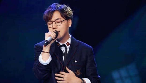 「刘维」半个娱乐圈都在为刘维新专辑宣传，最后看到销量，确实有点惨！