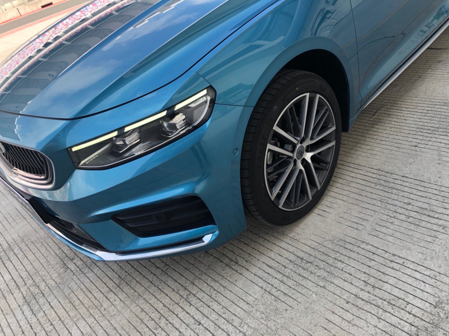 吉利汽车|这才是吉利的“拳头产品”，长近4米8，比思域更快，下半年就上市