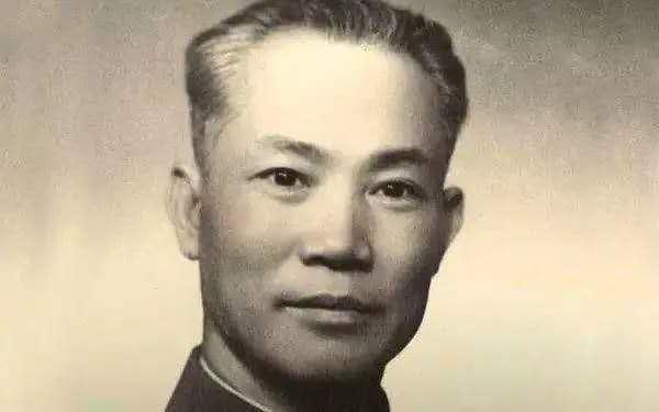 『蒋介石』蒋介石与陈立夫、陈果夫兄弟是如何一步步走向决裂的