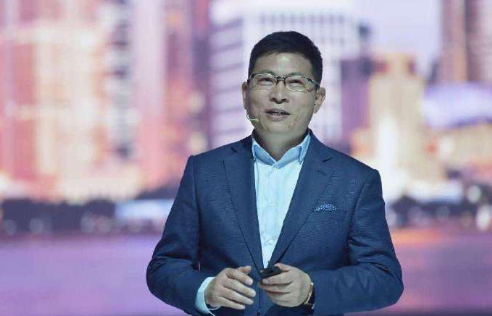 余承东|余承东亲自透露，MATE 40系列不延期发布，搭载麒麟9000处理器