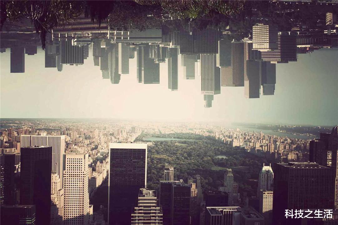 |欧洲上空出现怪异现象，巴西天空好像要掉下来，平行世界存在吗？