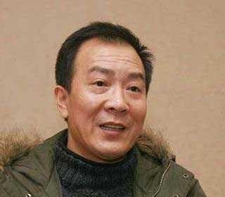 戴志诚|“撬”侯耀文妻子，娶婶婶进门的戴志诚，给侯耀文送上“春天的帽子”