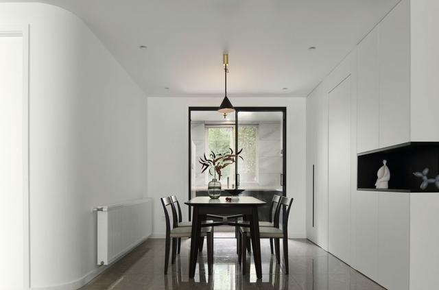 |这应该是最耐看的设计了，113㎡，全屋刷大白，永远不会过时！