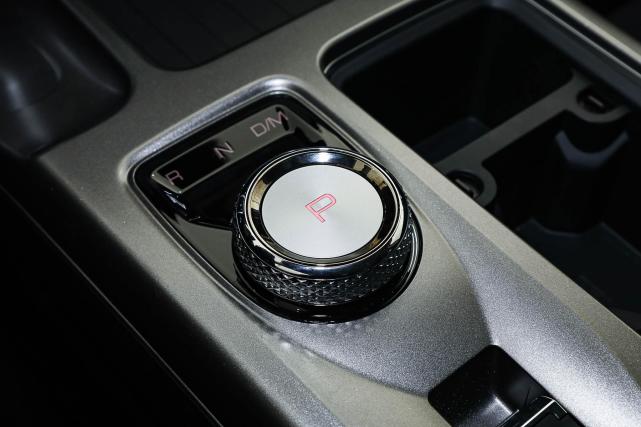 哈弗|又一精品SUV，5天卖出3045台，气场不输霸道，顶配14.29万