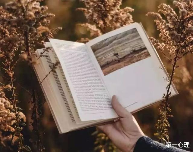 女孩|如果你有女儿，请记住再穷不能穷这3件事