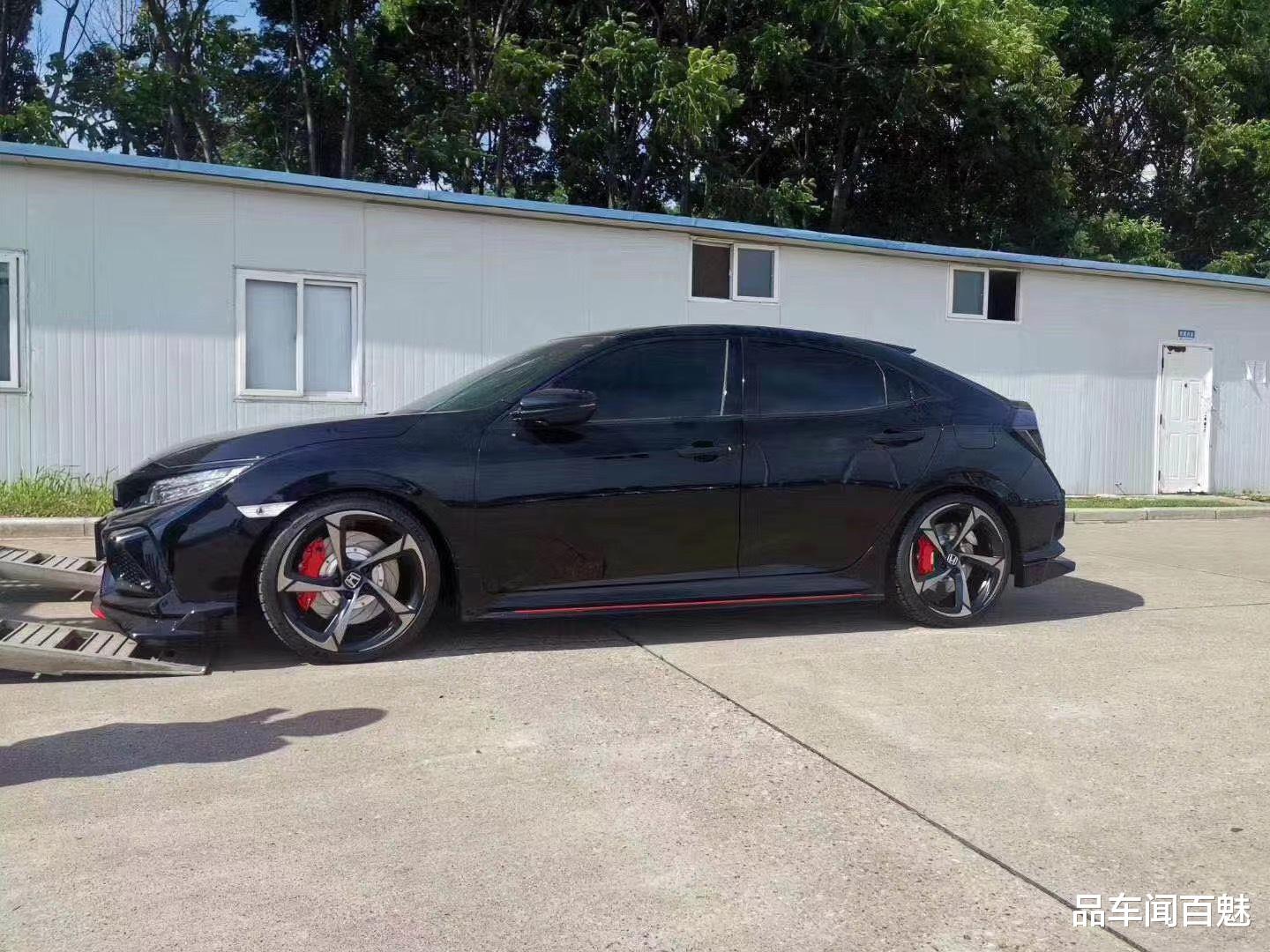 思域@东风本田两厢版思域现身,外观运动且个性,配1.5T动力,下月上市