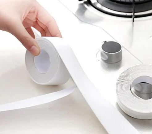 ＂玻璃胶发霉易“变黑”？支你几个“妙招”，一抹就净，特实用＂