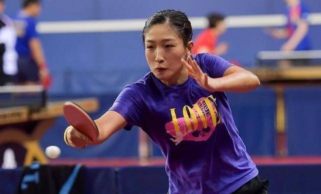 刘诗雯▲中国女乒国家队前主教练娶小23岁娇妻！他自言最对不起刘诗雯