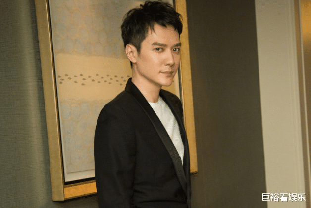 冯绍峰|冯绍峰也即将迎来霸屏？一口气官宣三部剧，女主各个都是高颜值！
