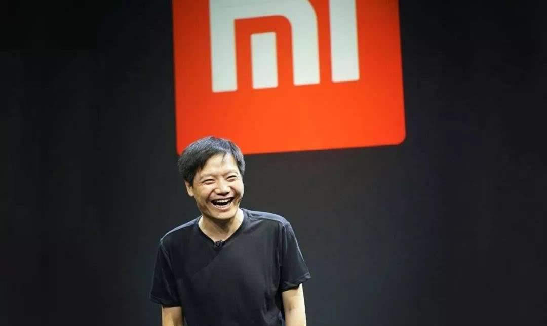 雷军：看完任正非和刘强东的办公室，不愧是大佬！再看雷军：要笑死个人