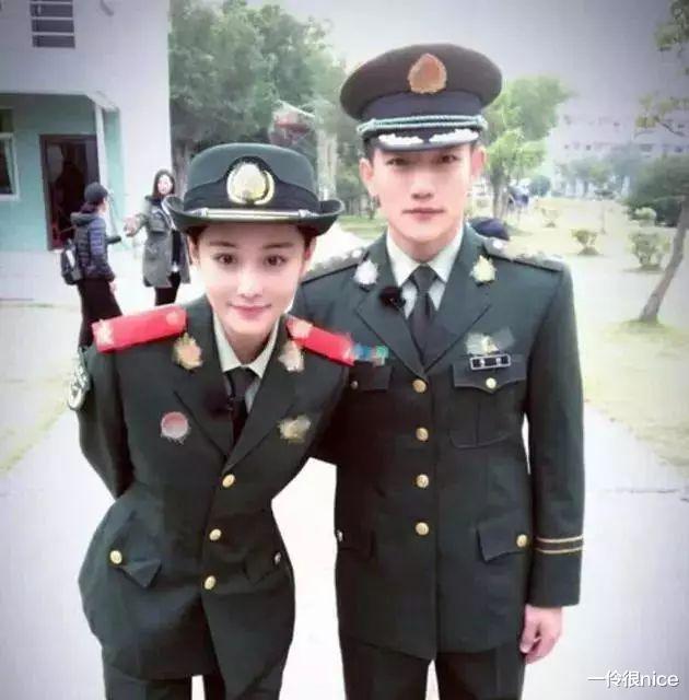 张馨予|何捷微博简介,足以证明他对张馨予是真爱