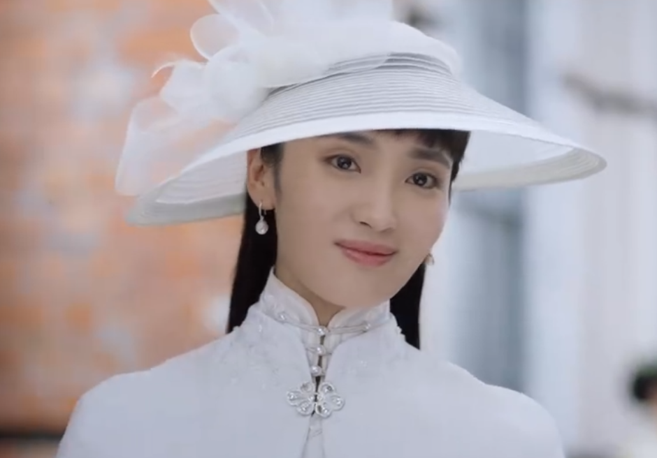 #谭松韵#《民初奇人传》“寡道人”谭松韵帅不过三秒，全靠女主光环撑场？