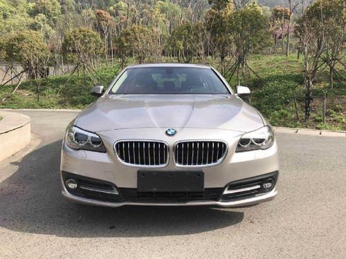 【宝马5系】上海二手车“堆车成山”，宝马5系六万无人问津，车贩子要急哭了