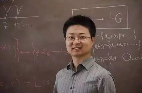 数学|“丘赛”清华惨败，丘成桐震怒，网友：北大黄金一代谁在国内？