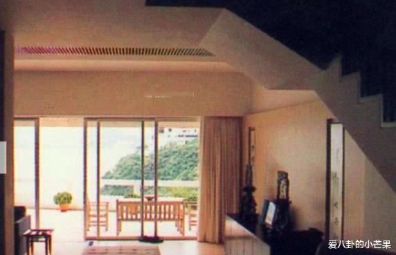 张国荣|张国荣生前别墅内景，背山面海与赌王女儿是邻居，装修风格25年后也不过时