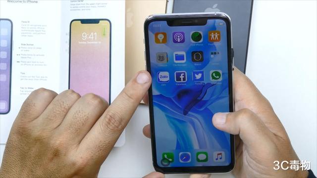 索尼|iPhone12山寨机开箱：可以捆绑苹果手表，就是下边框有点宽