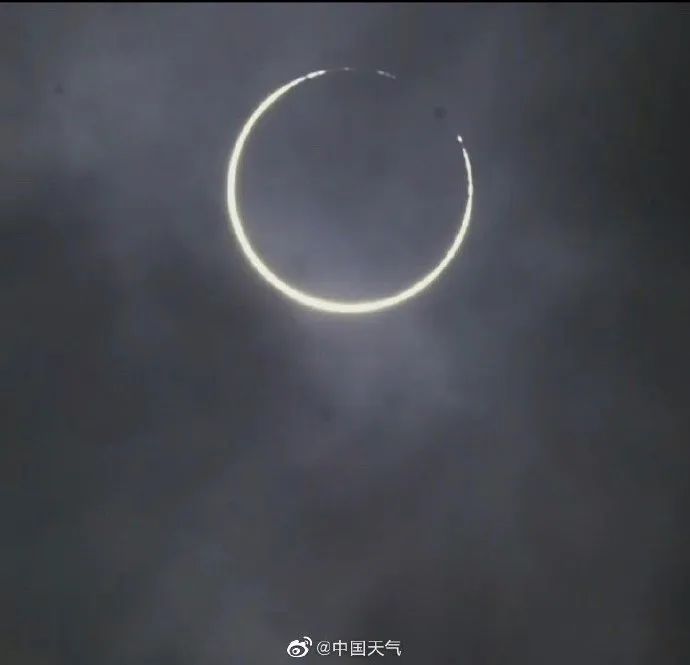 【日食】昨天的朋友圈大赏,你错过了吗?