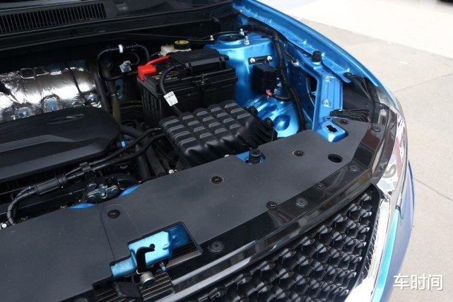 「凯翼」五粮液花25亿造车成功，顶配6.89万，一看车标网友：不愧是卖酒的