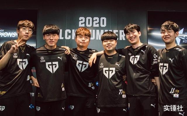 Uzi|淘汰Faker后GEN发话S10要重现鸟巢内战!尺帝谈Uzi退役下路无敌手