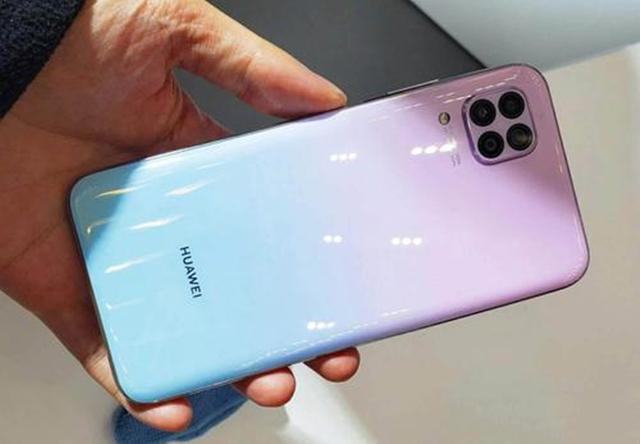 【华为Nova】从2199降到1629，华为8+128G中端机，4个月跳水成清仓千元机