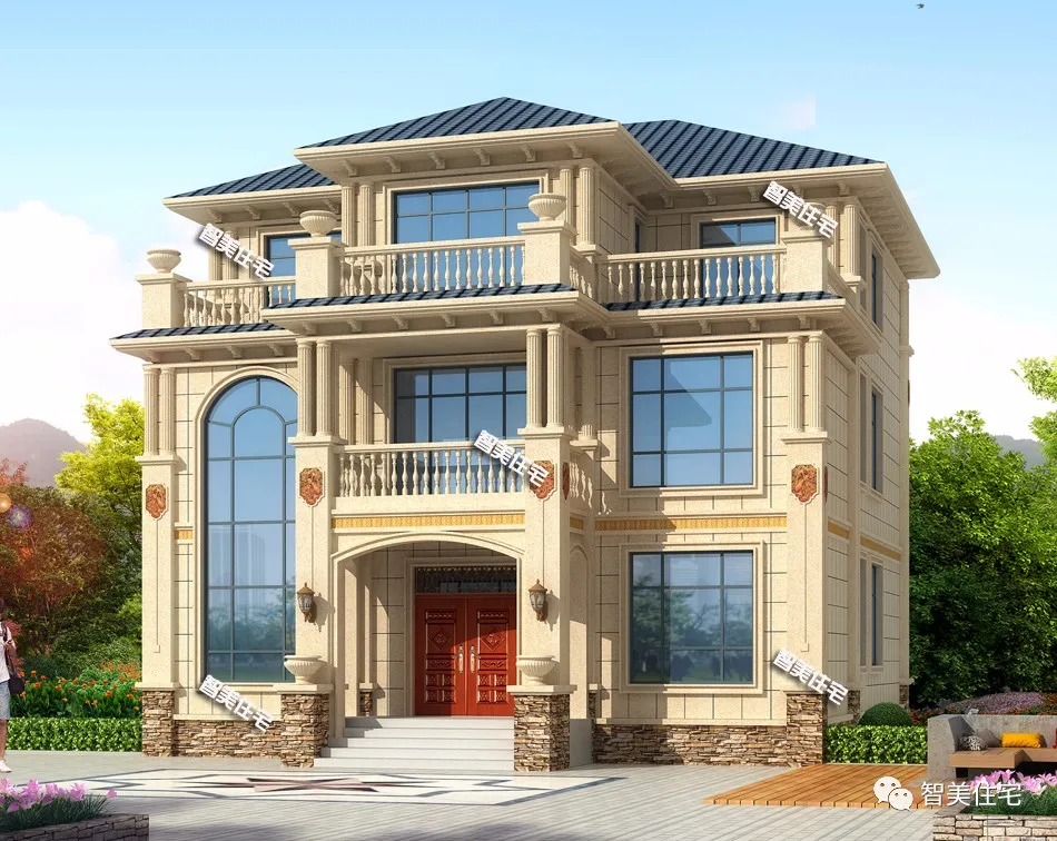 |漂亮且大气的两栋欧式豪宅，客厅都挑空，户型相似度很高