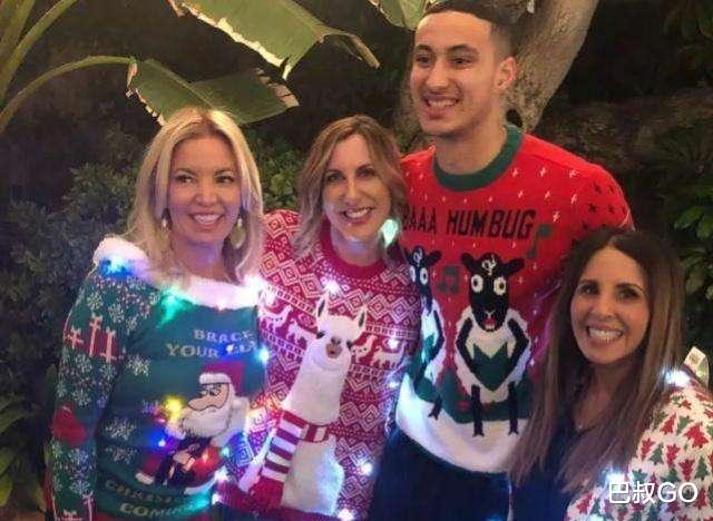 [库兹马]又一个数据刷子？场均21+10索要1.3亿，他若如愿，库兹马要笑醒了