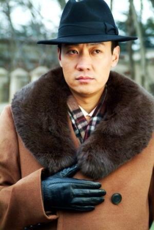 雪狼|扣人心弦却少人问津的高分谍战剧，尊重历史，值得重温！