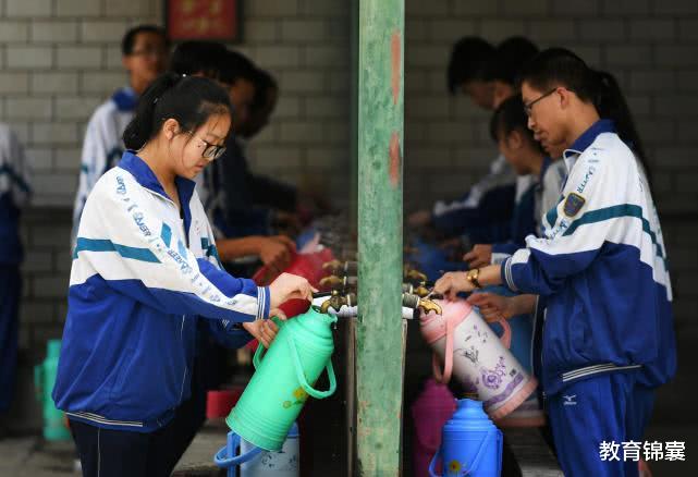 『』高考将到，成绩遇“瓶颈”？避开5种思维，把握“突破口”