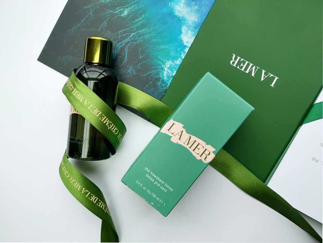 【护肤】护肤精华是好东西，就是买起来有点心痛