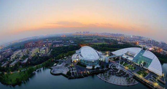 大学|这几所被合并的211大学,曾都是领域巨头,如今却再难闻其名!