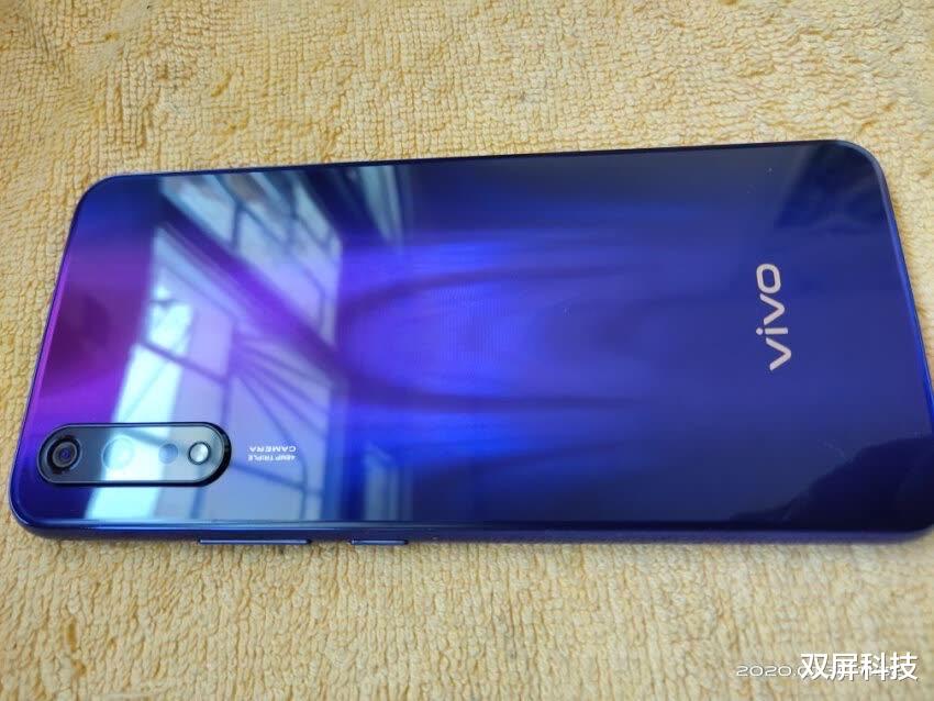 realme X▲当前最值得4款千元机，物美价廉，“挤牙膏”的配置