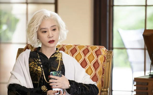 刘雪华|她曾誉为“香港第一美人”,如今61岁饰演大妈还很美,这颜值绝了