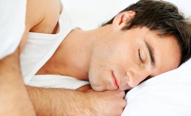 『睡眠』男性养肾见效最快的四个行为，坚持半个月，或能让肾轻松“回春”