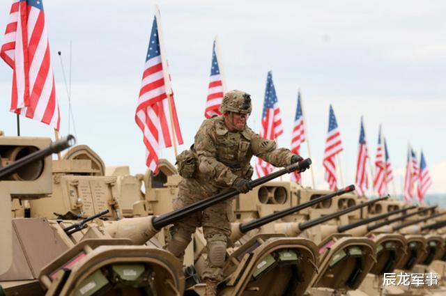 美军■这才是美国真正对手，大批舰机闯入海峡开火，军方：进入战备