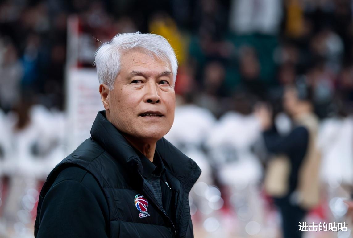 杨鸣|蒋兴权或成杨鸣弃人主因！广厦或迎战首钢恶棍，新疆或提两连败
