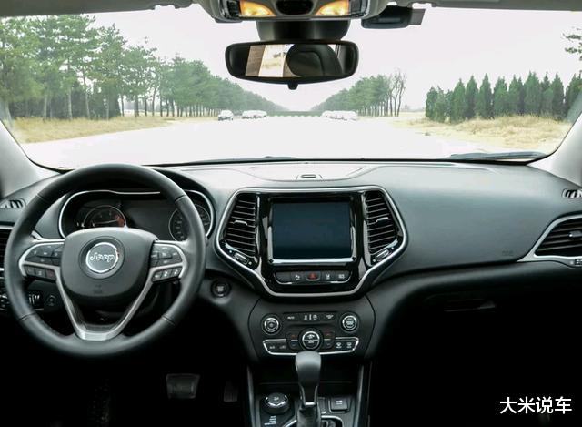 自由光：曾是Q5L“死对头”！原价46万买不起，如今跌至16万，1月销900