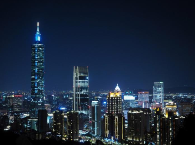 『成都』中国“最懒”的3座城市，除了聊天就是喝酒打牌，你去过吗？