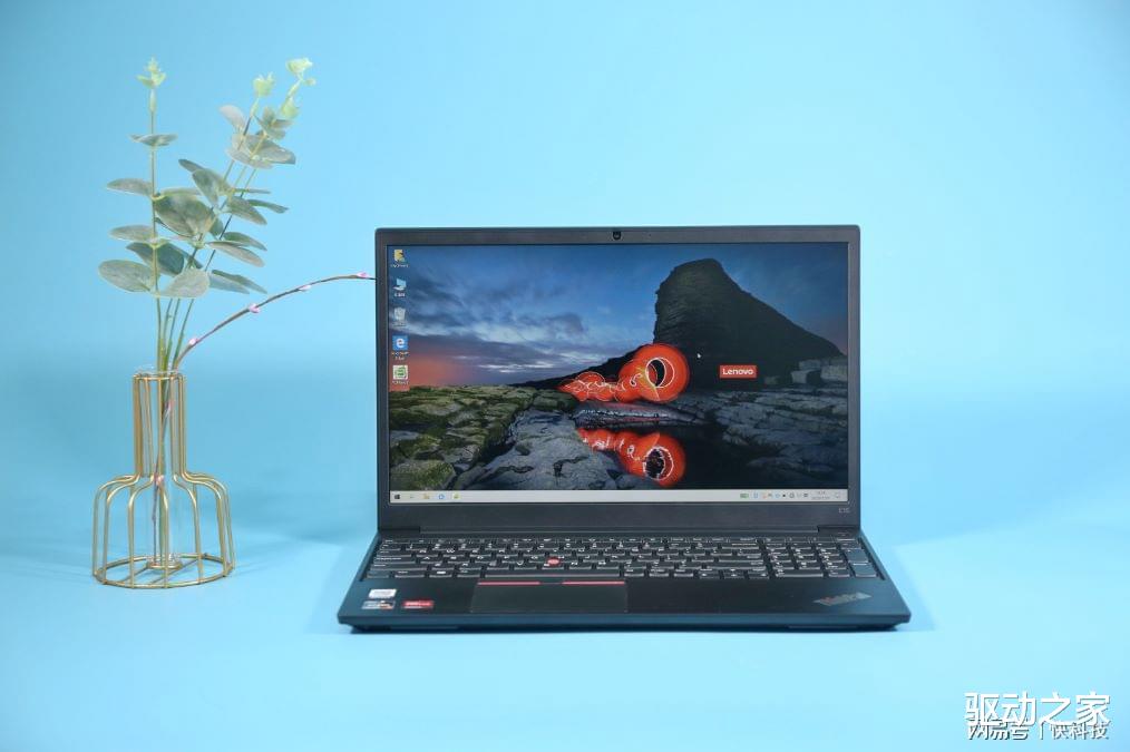 苹果|顶配才4499元！ThinkPad E15锐龙版评测：更轻更强还便宜千元