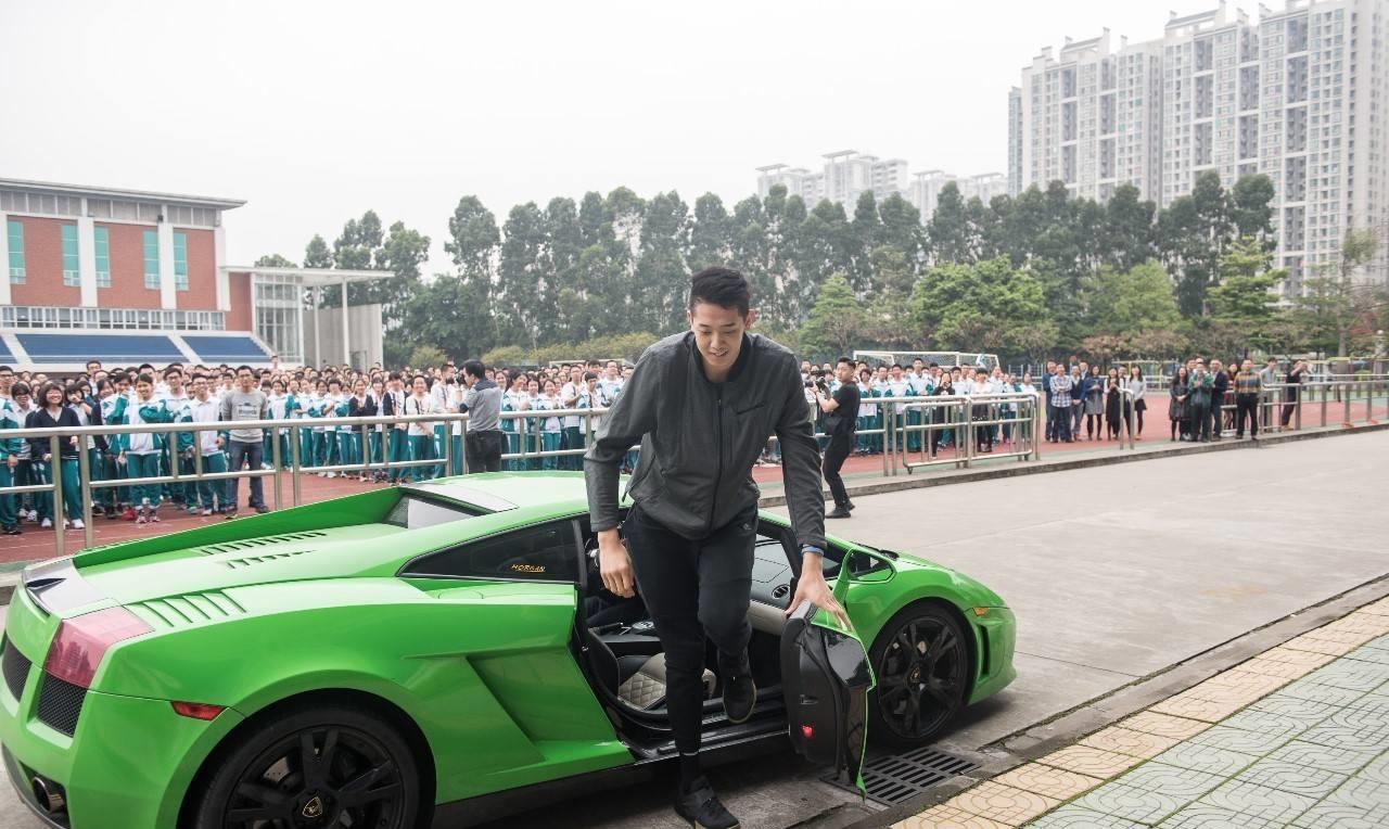 沈梓捷|沈梓捷:绑头发只需要几个小时,不耽误训练,给自己表现打高分