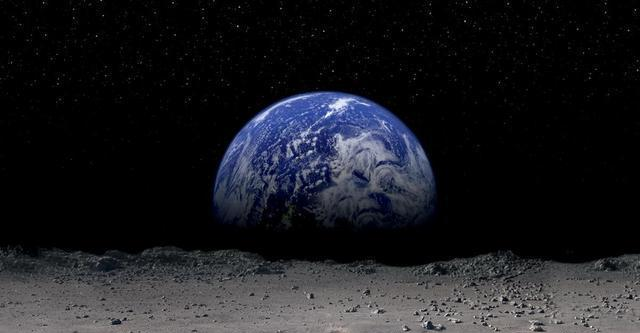 月球■站在地球之外,地球是那么让人恐惧的存在,令人不寒而栗